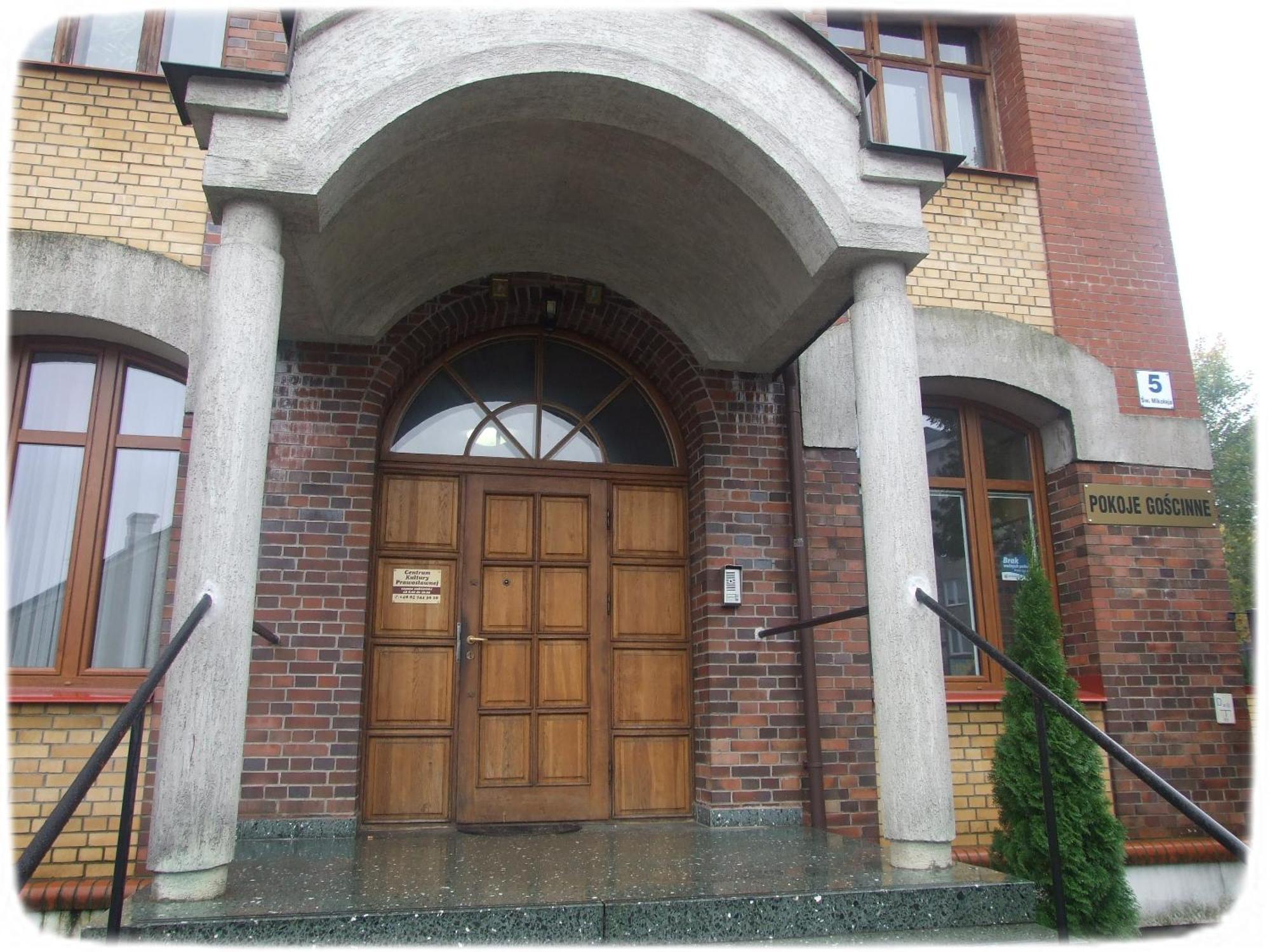Pokoje Goscinne Centrum Kultury Prawoslawnej Бялисток Екстериор снимка
